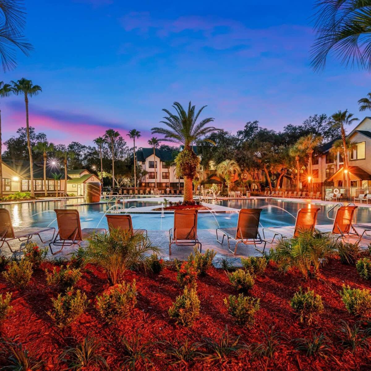 Budget Friendly Sleeps 8 Discounts Available Tampa Exterior foto