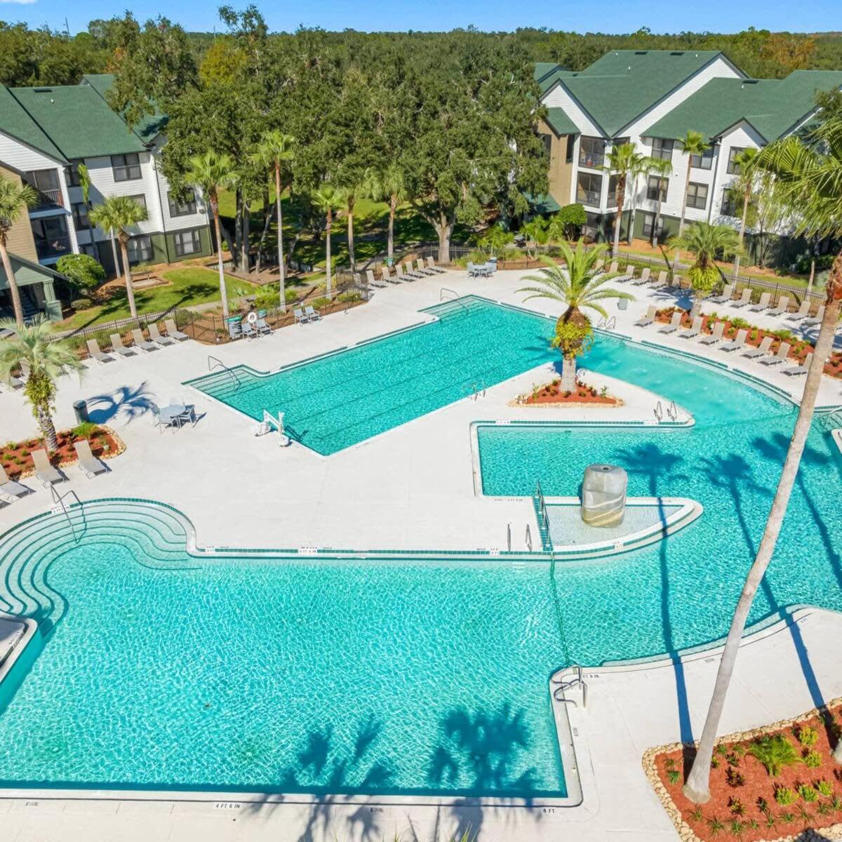 Budget Friendly Sleeps 8 Discounts Available Tampa Exterior foto